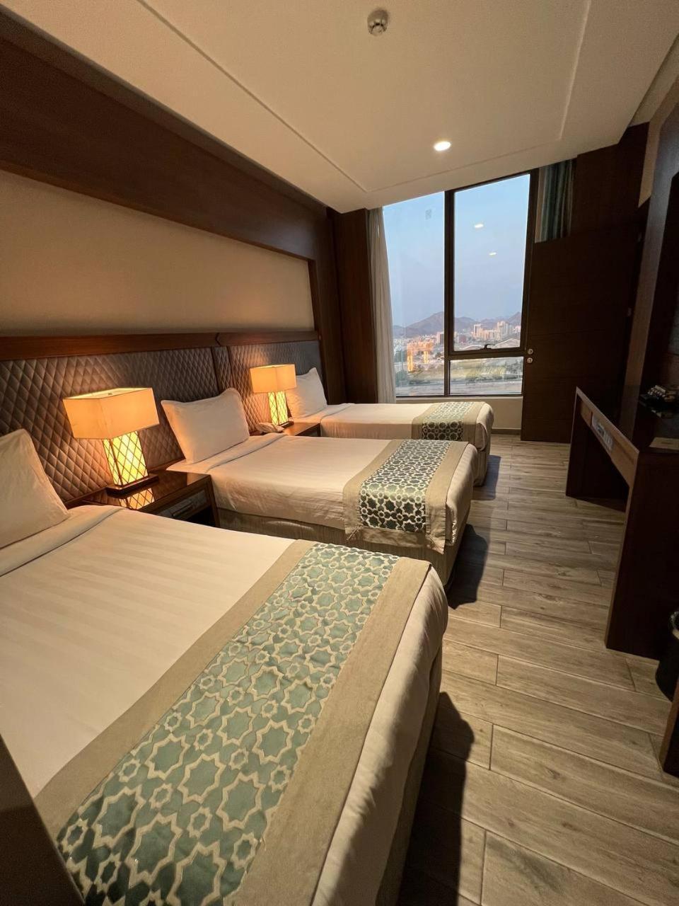 Violate Makkah 3 Hotel *